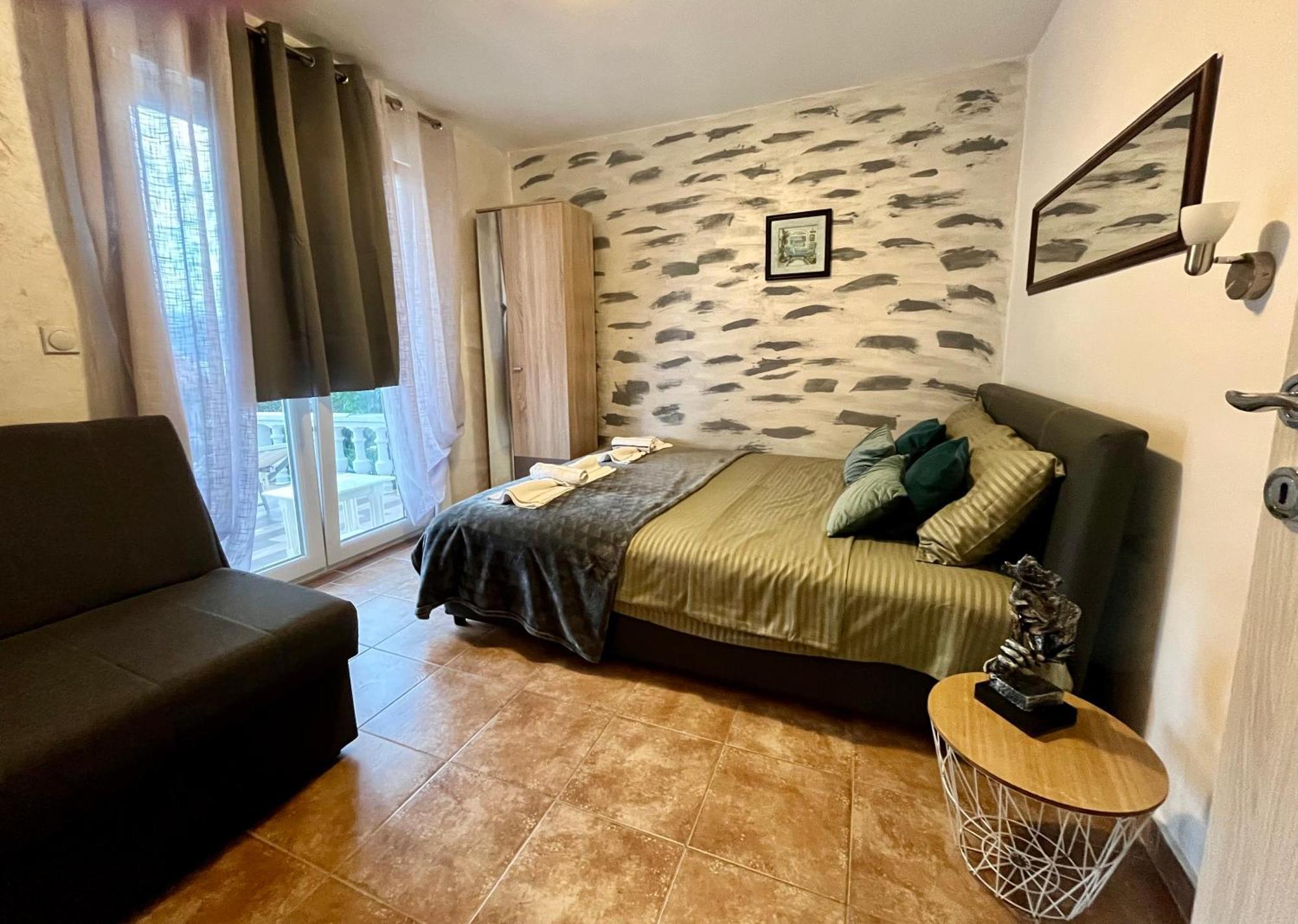 Apartments Obradovic Krasići المظهر الخارجي الصورة