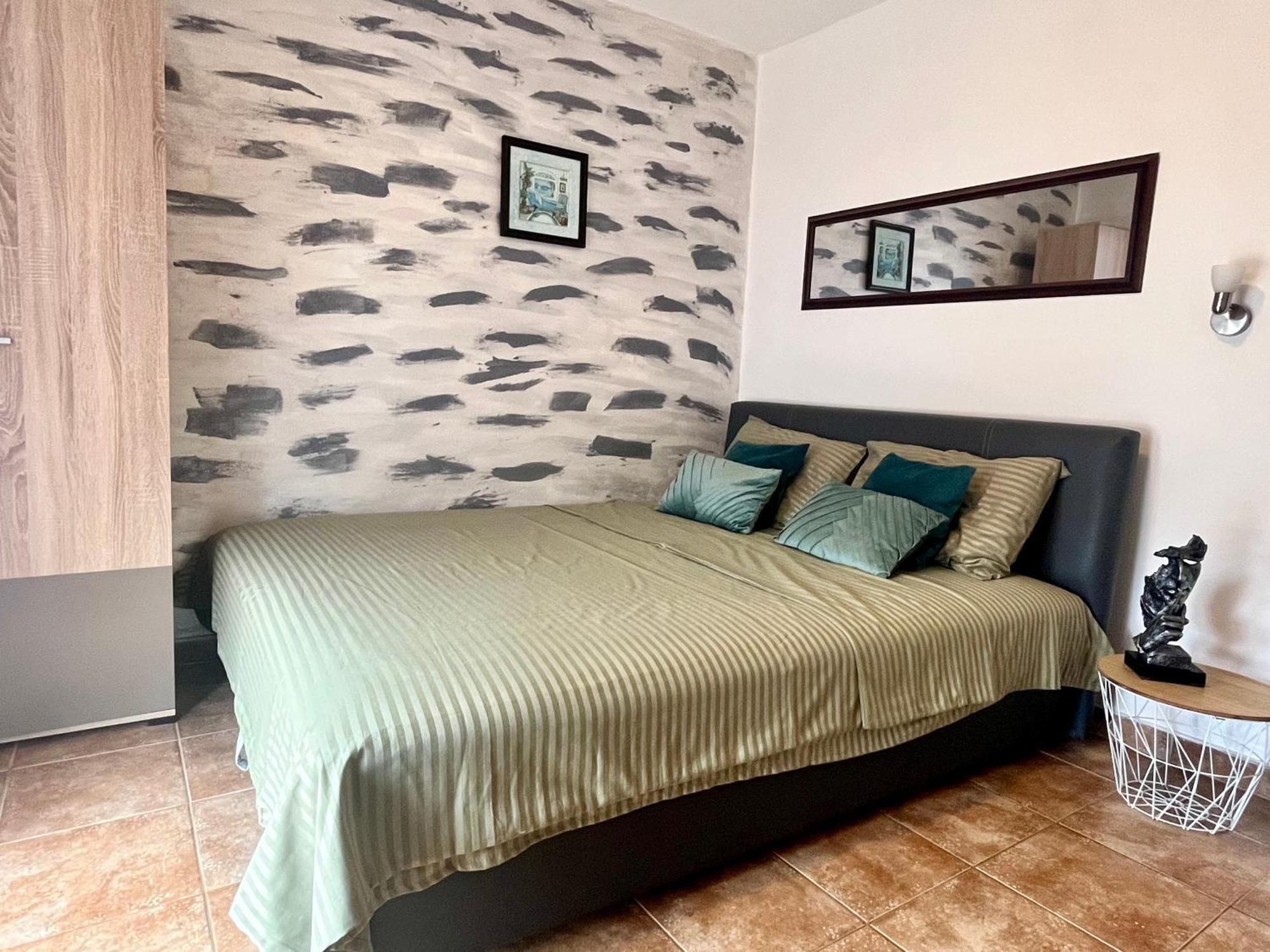 Apartments Obradovic Krasići الغرفة الصورة