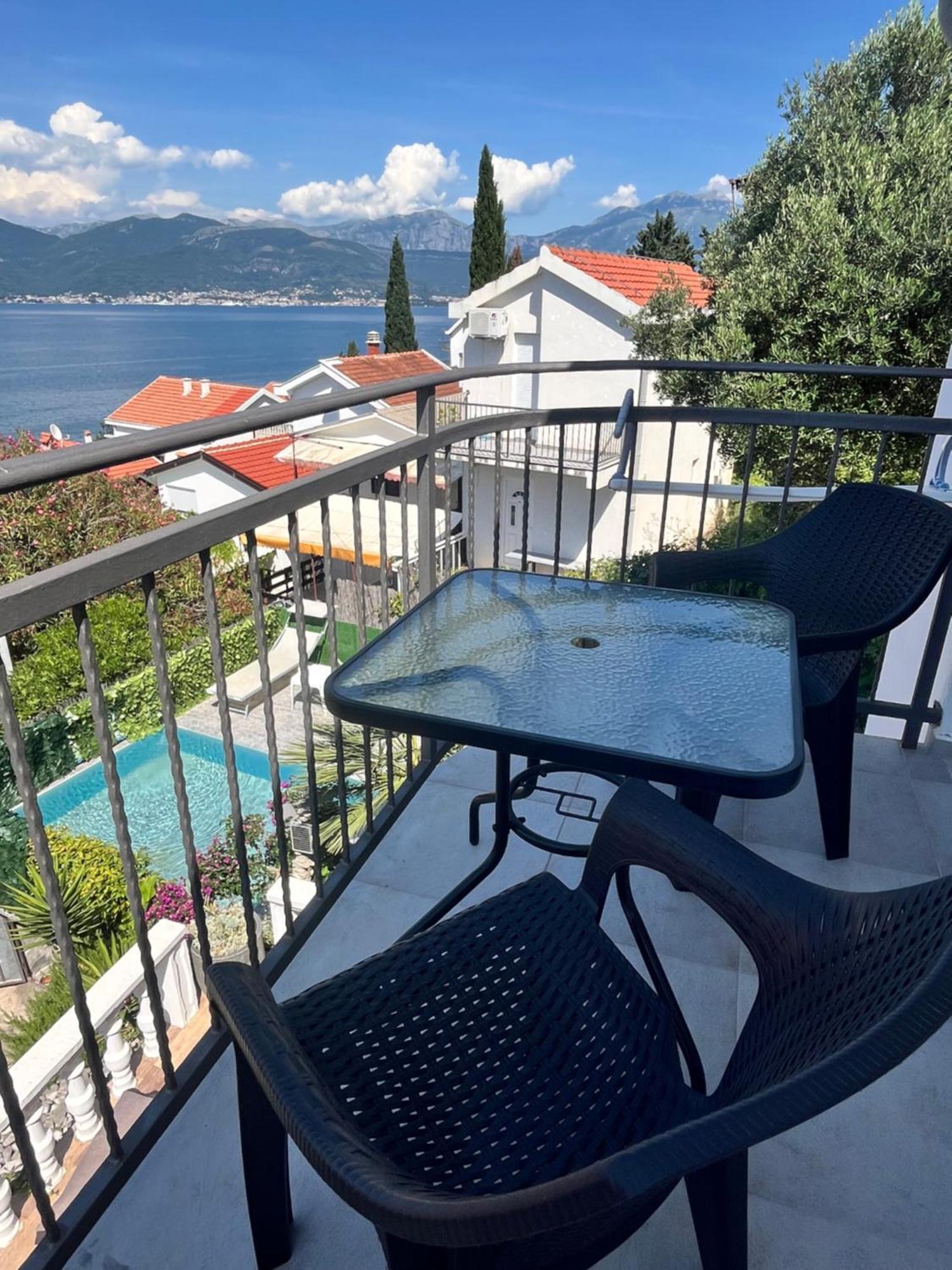 Apartments Obradovic Krasići الغرفة الصورة